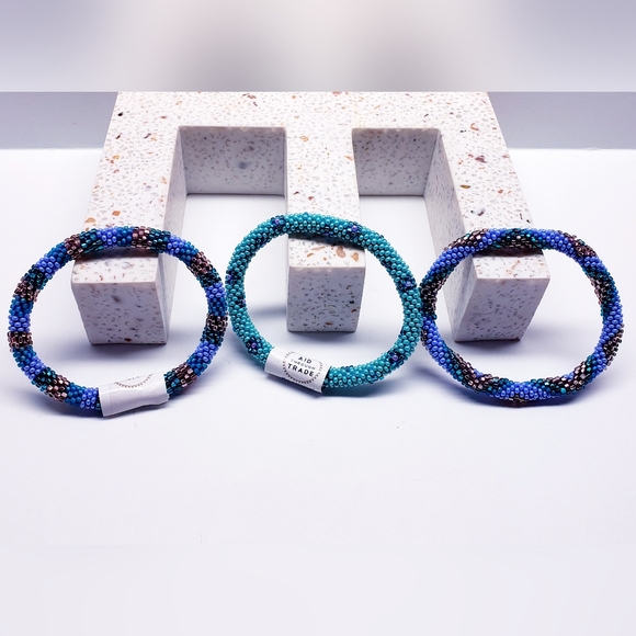 MALDIVES -Original Roll-On® Bracelets, 7" round, made in Nepal #3 (3 pieces) - Picture 4 of 7